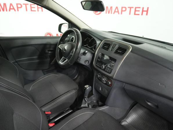 Renault Logan II Рестайлинг с пробегом 2022 года, цена 1 230 000 рублей, 37619 км, седан, Автокод Объявления