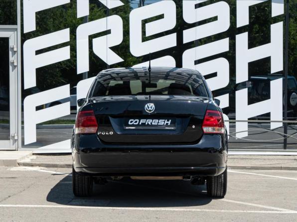 Volkswagen Polo V с пробегом 2013 года, цена 870 000 рублей, 217273 км, седан, Автокод Объявления