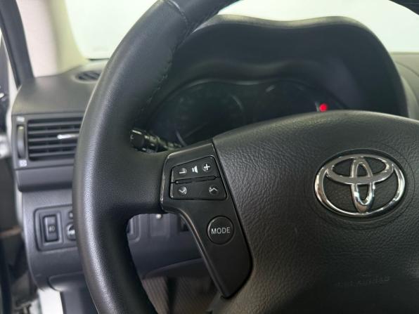 Toyota Avensis II Рестайлинг с пробегом 2006 года, цена 949 000 рублей, 184115 км, седан, Автокод Объявления
