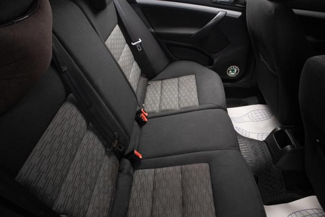 Skoda Octavia II (A5) Рестайлинг с пробегом 2011 года, цена 659 000 рублей, 245000 км, лифтбек, Автокод Объявления