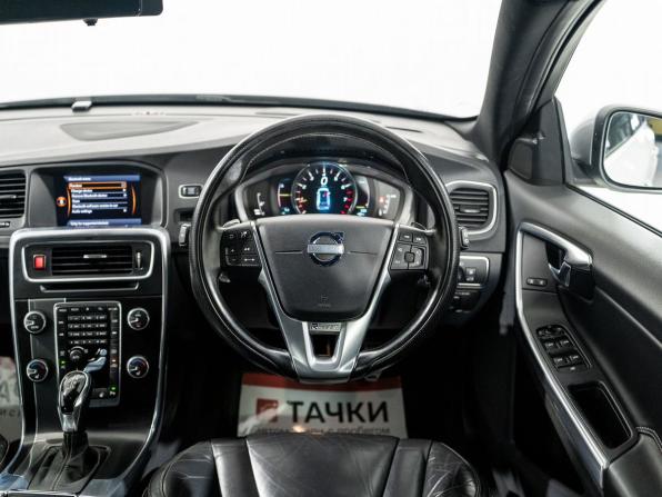 Volvo V60 I Рестайлинг с пробегом 2013 года, цена 1 250 000 рублей, 162968 км, универсал, Автокод Объявления