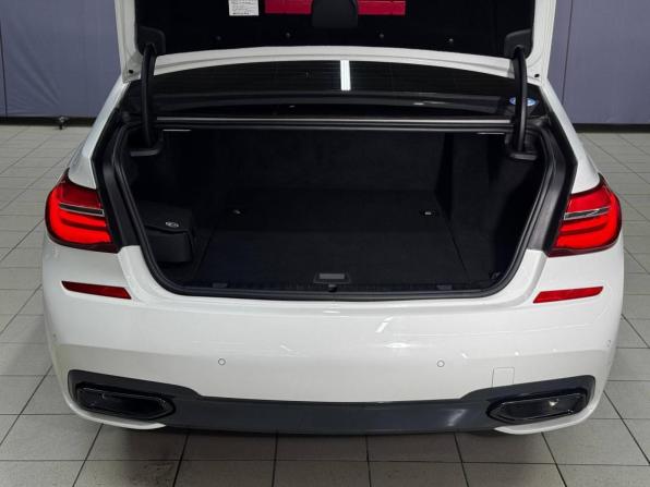BMW 7 серии VI (G11/G12) с пробегом 2018 года, цена 3 549 000 рублей, 81000 км, седан, Автокод Объявления