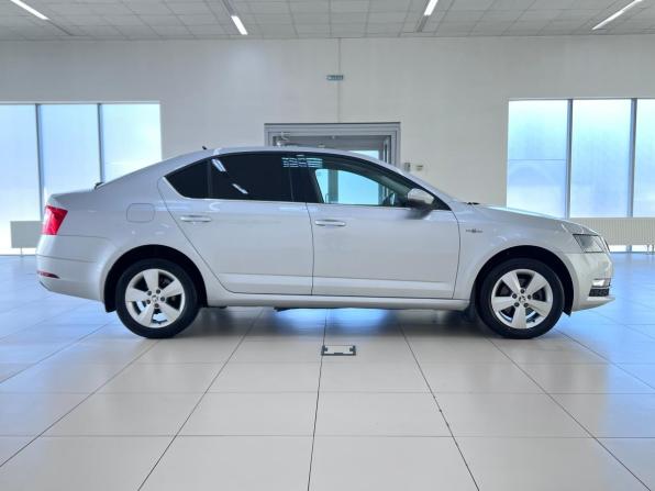 Skoda Octavia III (A7) Рестайлинг с пробегом 2020 года, цена 2 430 000 рублей, 39825 км, лифтбек, Автокод Объявления