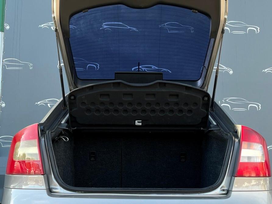 Skoda Octavia II (A5) Рестайлинг Санкт-Петербург  - изображение 12