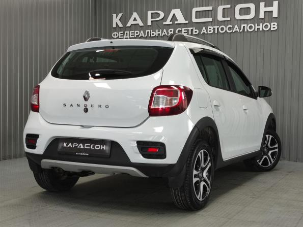 Renault Sandero II Рестайлинг с пробегом 2022 года, цена 1 165 000 рублей, 35151 км, хэтчбек, Автокод Объявления