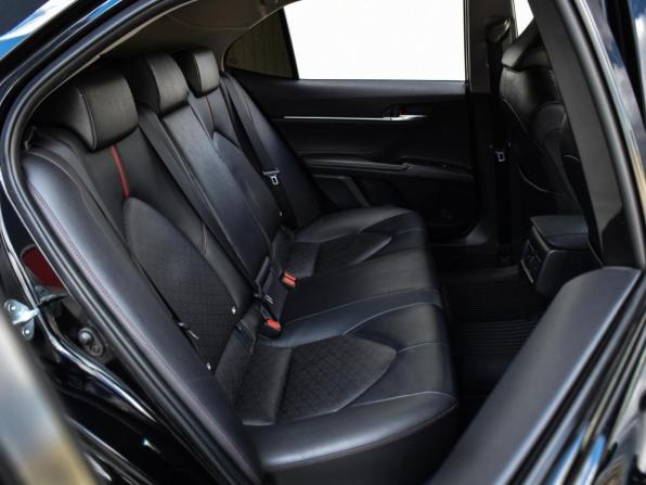 Toyota Camry VIII (XV70) Рестайлинг с пробегом 2021 года, цена 3 295 000 рублей, 81634 км, седан, Автокод Объявления