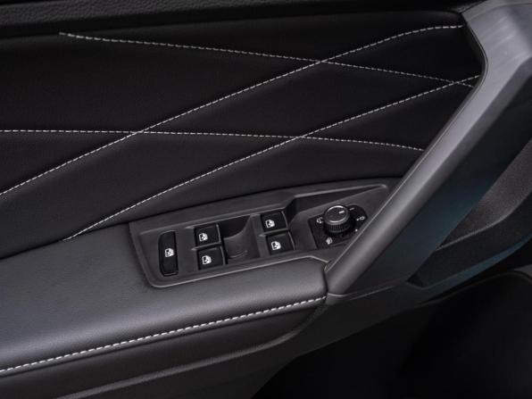 Volkswagen Tiguan II Рестайлинг (China Market) с пробегом 2024 года, цена 3 810 000 рублей, 136 км, внедорожник, Автокод Объявления