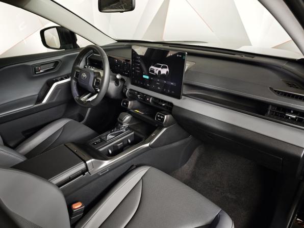 Toyota RAV4 VI (XA60) с пробегом 2026 года, цена 4 270 000 рублей, 100 км, внедорожник, Автокод Объявления