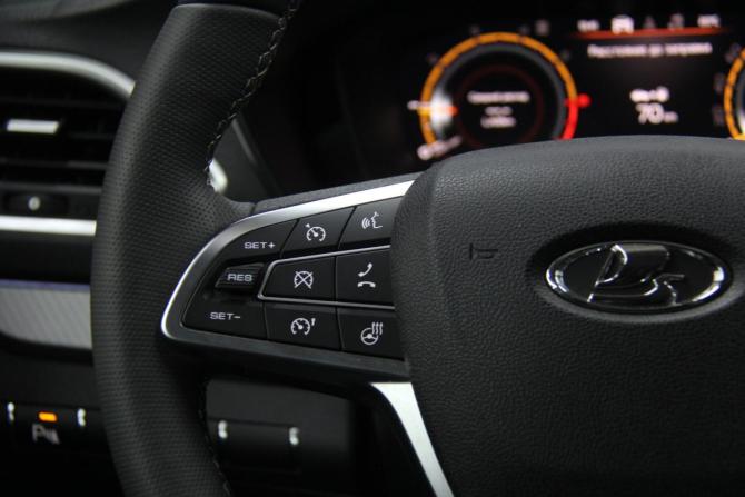 Lada (ВАЗ) Vesta I Рестайлинг (NG) с пробегом 2025 года, цена 1 647 000 рублей, 10759 км, седан, Автокод Объявления