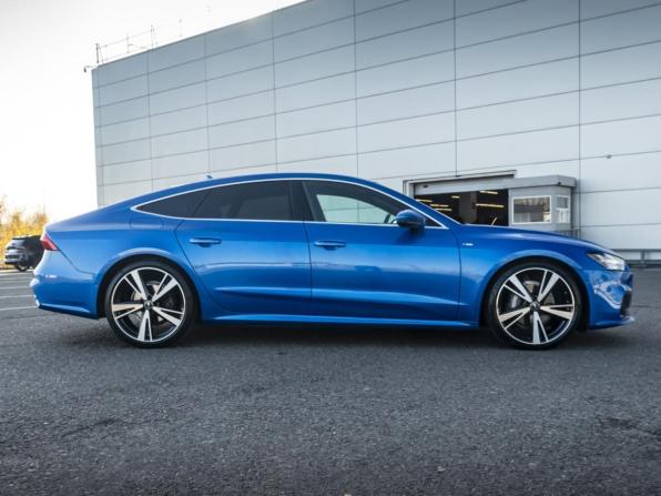Audi A7 II (4K) с пробегом 2022 года, цена 5 600 000 рублей, 53580 км, лифтбек, Автокод Объявления