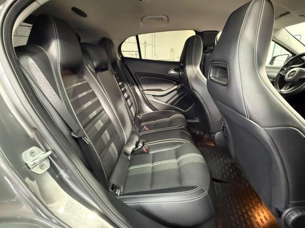 Mercedes-Benz GLA I (X156) Рестайлинг с пробегом 2017 года, цена 1 950 000 рублей, 121000 км, внедорожник, Автокод Объявления