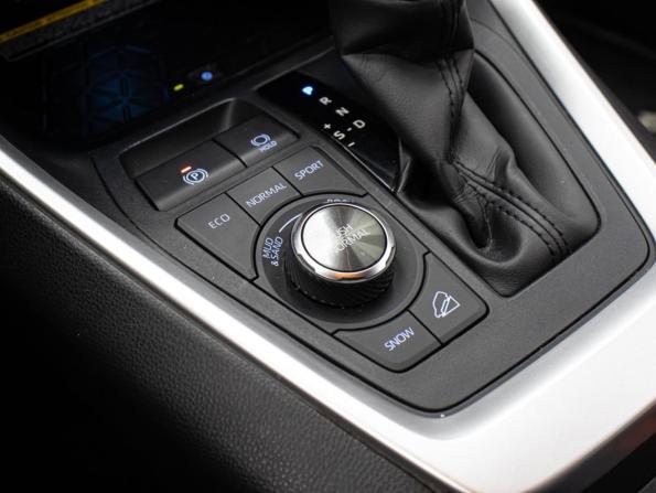Toyota RAV4 V (XA50) с пробегом 2021 года, цена 3 449 000 рублей, 120650 км, внедорожник, Автокод Объявления