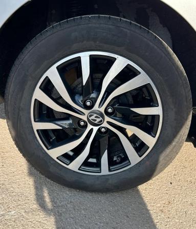 Hyundai Solaris II Рестайлинг с пробегом 2022 года, цена 1 730 000 рублей, 61590 км, седан, Автокод Объявления