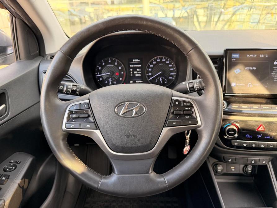 Hyundai Solaris II Москва  - изображение 10