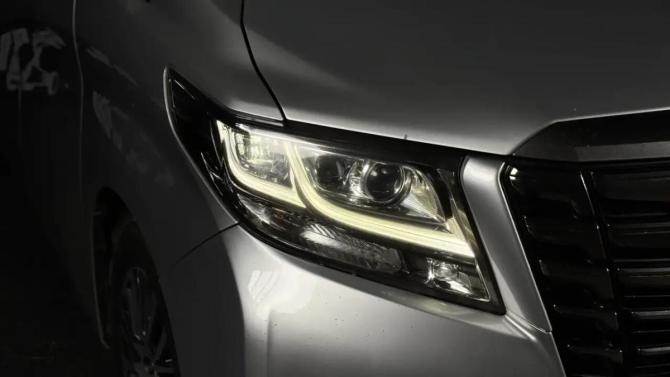 Toyota Alphard III с пробегом 2015 года, цена 3 250 000 рублей, 376772 км, минивэн, Автокод Объявления