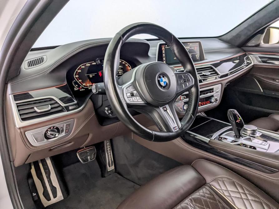 BMW 7 серии VI (G11/G12) Рестайлинг Москва  - изображение 16