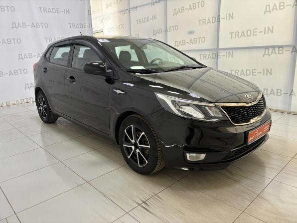 Kia Rio III Рестайлинг с пробегом 2015 года, цена 1 039 000 рублей, 128000 км, хэтчбек, Автокод Объявления