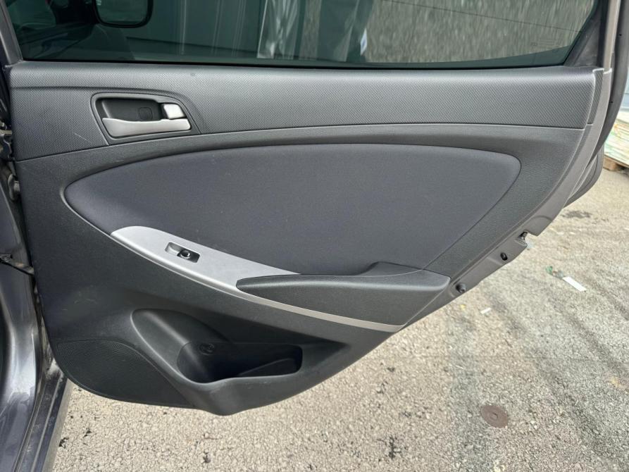 Hyundai Solaris I Рестайлинг Ростов-на-Дону  - изображение 19