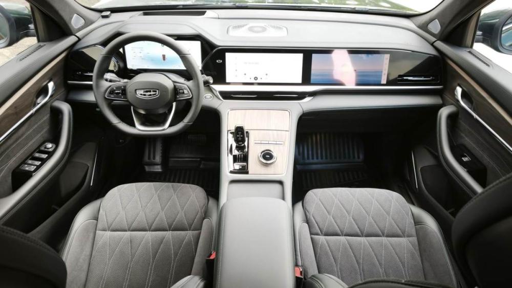 Geely Monjaro I Сыктывкар  - изображение 14