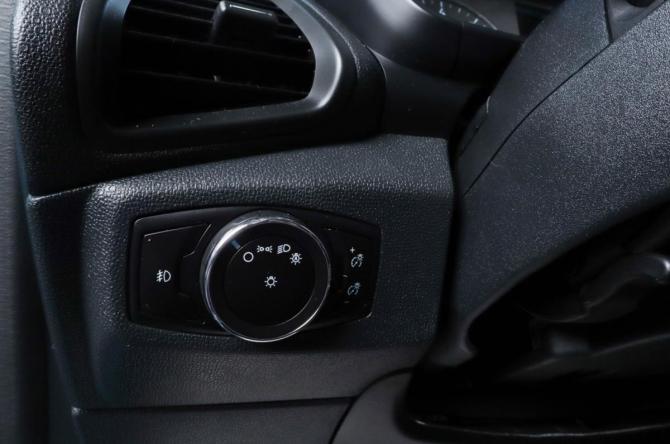 Ford EcoSport II Рестайлинг с пробегом 2018 года, цена 1 429 000 рублей, 80432 км, внедорожник, Автокод Объявления
