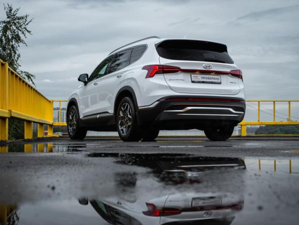 Hyundai Santa Fe IV Рестайлинг с пробегом 2021 года, цена 3 949 000 рублей, 35697 км, внедорожник, Автокод Объявления