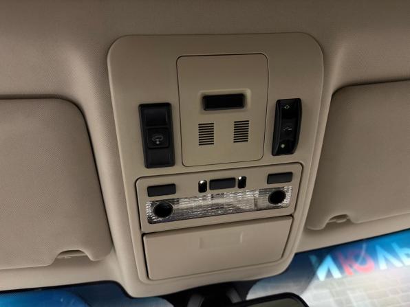 Land Rover Range Rover III Рестайлинг 2 с пробегом 2012 года, цена 2 349 000 рублей, 147650 км, внедорожник, Автокод Объявления