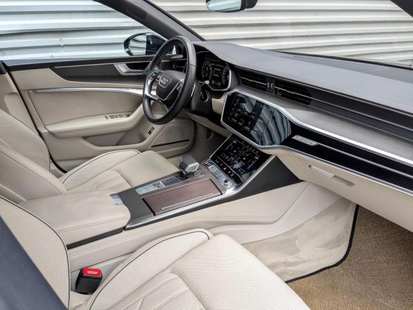 Audi A7 II (4K) с пробегом 2021 года, цена 5 900 000 рублей, 72810 км, лифтбек, Автокод Объявления