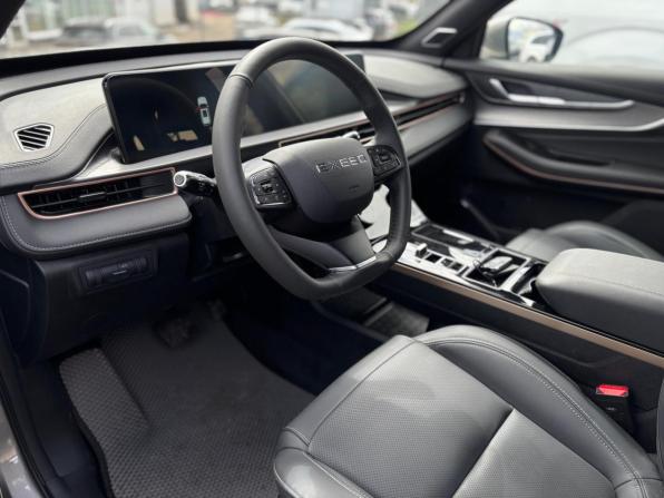 Exeed LX I Рестайлинг 2 с пробегом 2024 года, цена 2 150 000 рублей, 896 км, внедорожник, Автокод Объявления