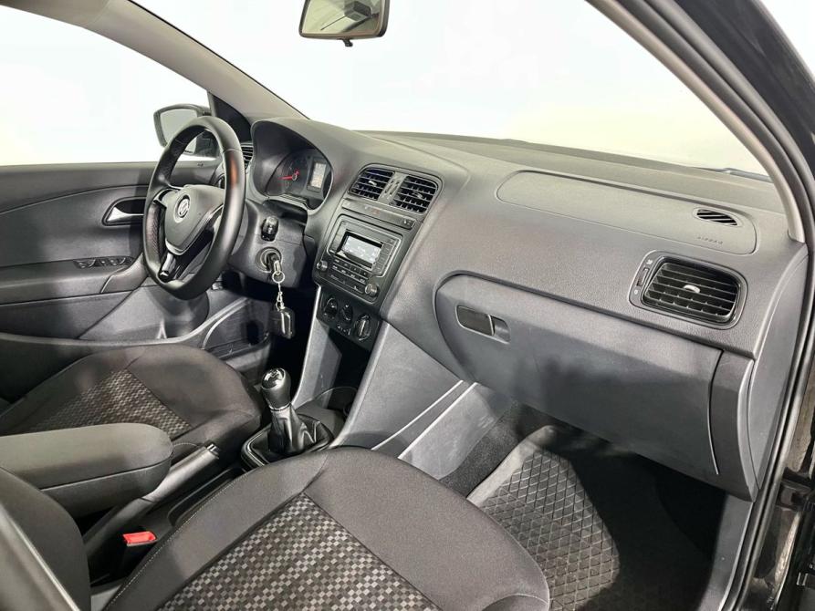 Volkswagen Polo V Рестайлинг Ижевск  - изображение 9
