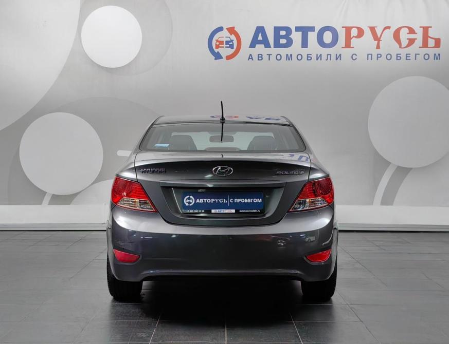 Hyundai Solaris I Москва  - изображение 4