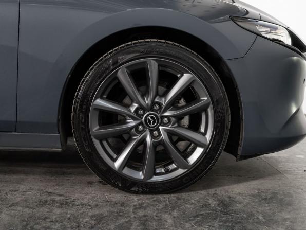 Mazda 3 IV (BP) с пробегом 2019 года, цена 1 690 500 рублей, 43118 км, седан, Автокод Объявления