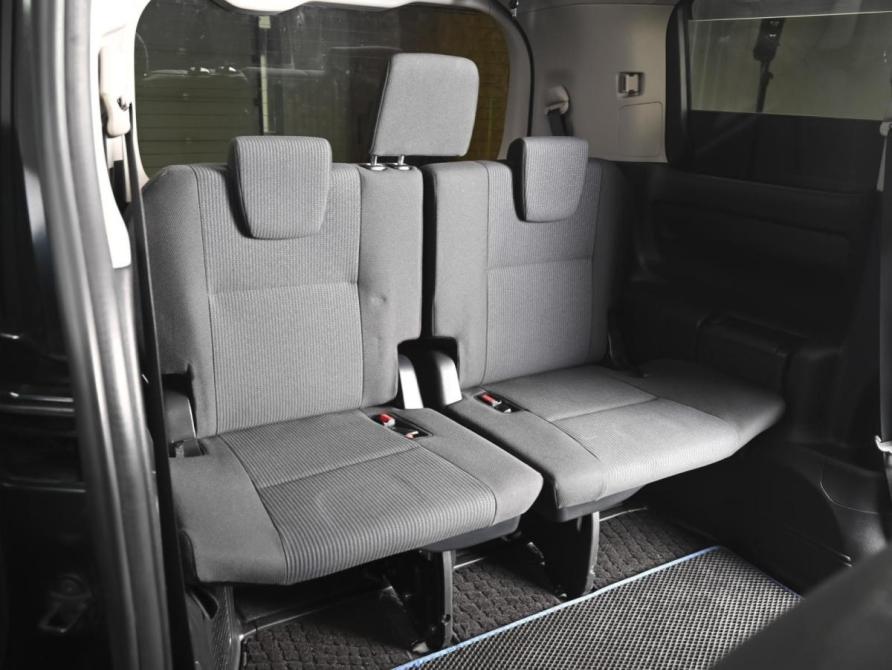 Toyota Voxy III (R80) Ставрополь  - изображение 12