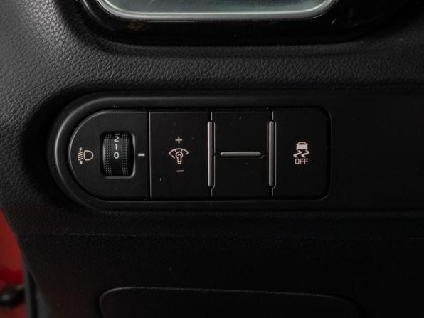 Kia Ceed III с пробегом 2018 года, цена 1 719 000 рублей, 87625 км, хэтчбек, Автокод Объявления