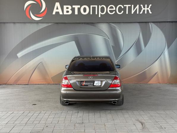 Mercedes-Benz E-Класс III (W211 S211) Рестайлинг с пробегом 2008 года, цена 900 000 рублей, 246054 км, седан, Автокод Объявления