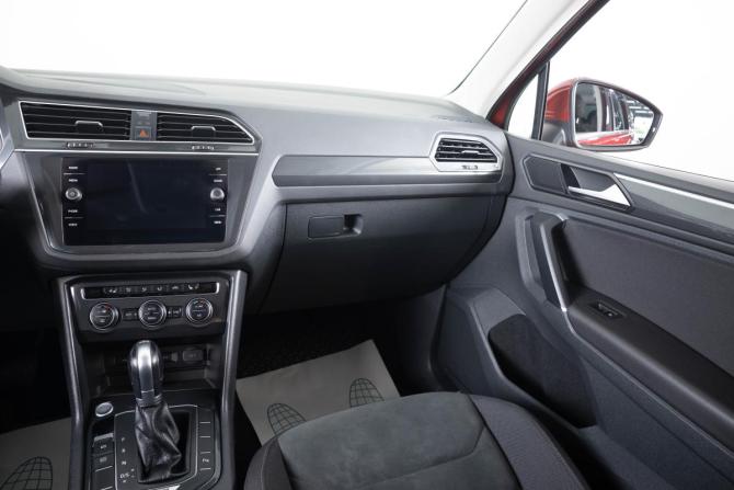 Volkswagen Tiguan II с пробегом 2017 года, цена 2 259 000 рублей, 98064 км, внедорожник, Автокод Объявления