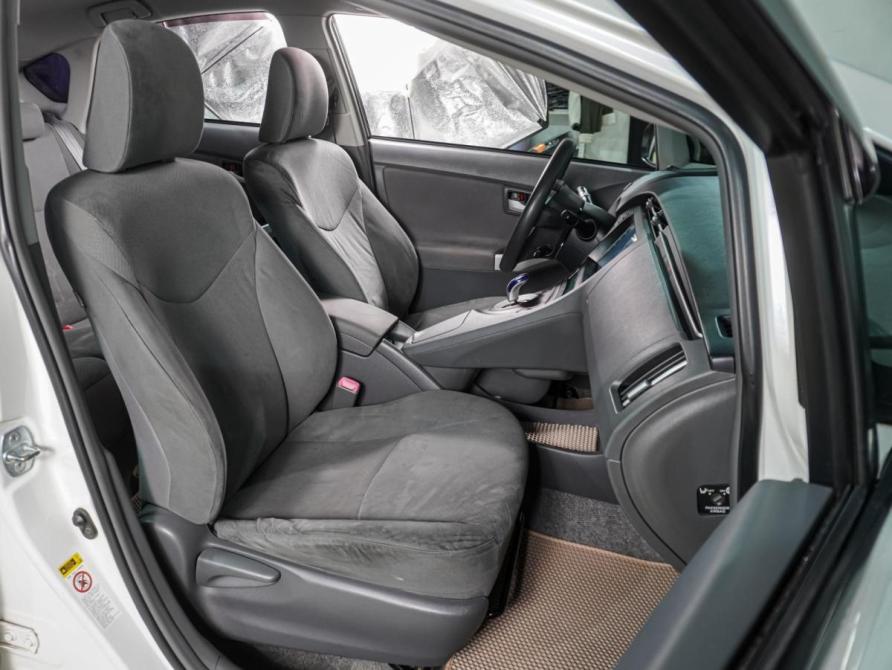 Toyota Prius III (XW30) Воронеж  - изображение 8