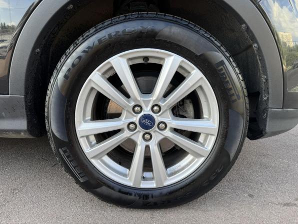 Ford Kuga II Рестайлинг с пробегом 2018 года, цена 1 520 000 рублей, 171111 км, внедорожник, Автокод Объявления