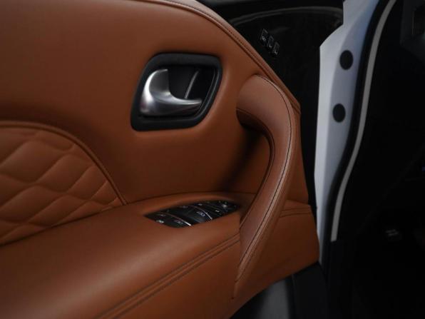 Infiniti QX80 I Рестайлинг 2 с пробегом 2018 года, цена 4 100 000 рублей, 123341 км, внедорожник, Автокод Объявления
