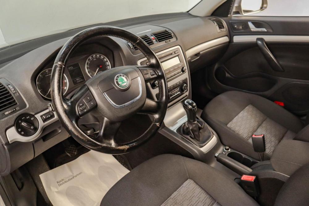 Skoda Octavia II (A5) Рестайлинг Челябинск  - изображение 8