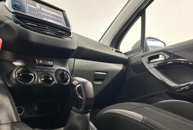 Peugeot 208 I с пробегом 2013 года, цена 375 000 рублей, 149776 км, хэтчбек, Автокод Объявления