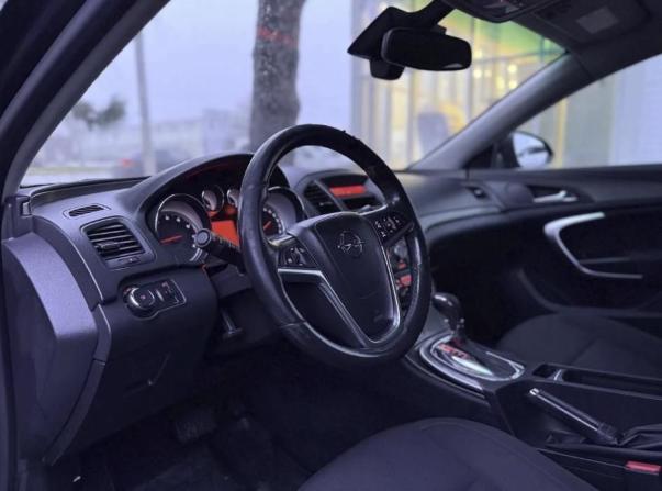 Opel Insignia I с пробегом 2012 года, цена 660 000 рублей, 275790 км, седан, Автокод Объявления