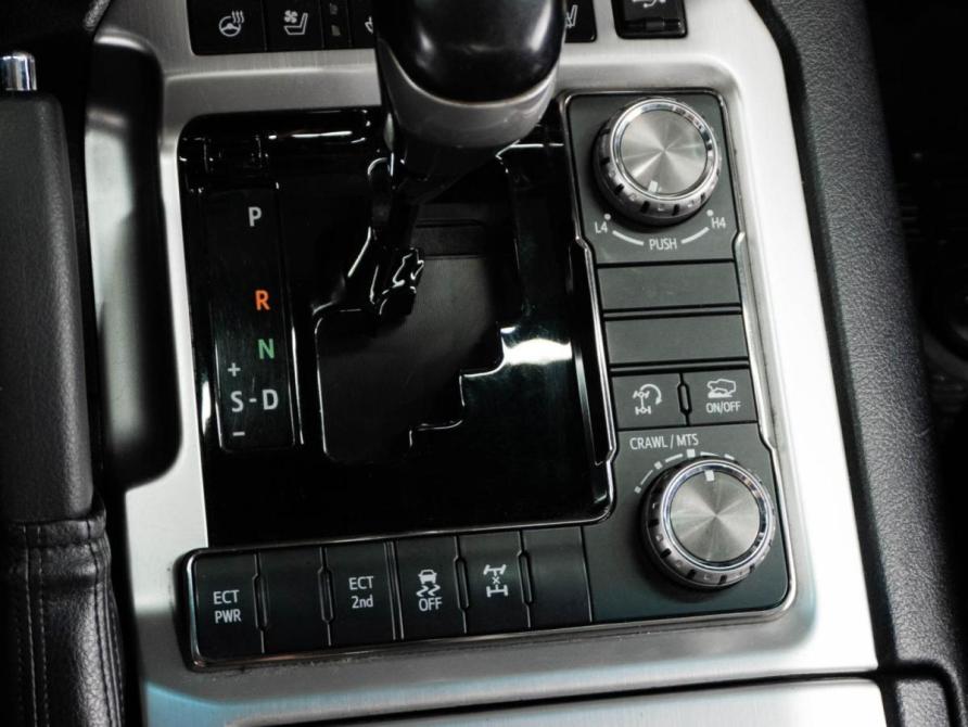 Toyota Land Cruiser 200 Series Рестайлинг 2 Тюмень  - изображение 21
