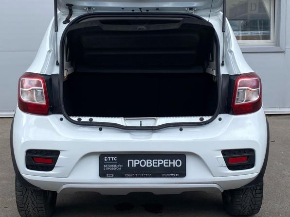 Renault Sandero II Рестайлинг с пробегом 2018 года, цена 999 000 рублей, 145400 км, хэтчбек, Автокод Объявления