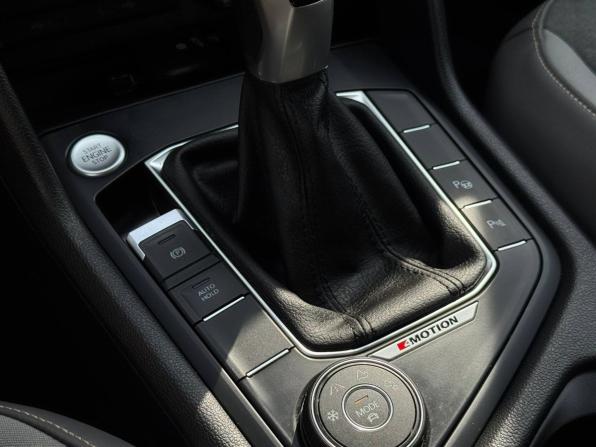 Volkswagen Taos I с пробегом 2022 года, цена 2 579 000 рублей, 77178 км, внедорожник, Автокод Объявления