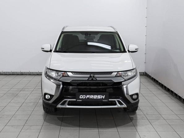 Mitsubishi Outlander III Рестайлинг 3 с пробегом 2019 года, цена 1 900 000 рублей, 244905 км, внедорожник, Автокод Объявления