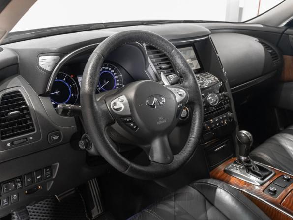 Infiniti QX70 с пробегом 2015 года, цена 1 548 800 рублей, 304697 км, внедорожник, Автокод Объявления
