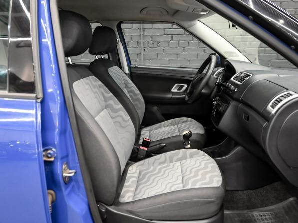 Skoda Fabia II с пробегом 2008 года, цена 420 000 рублей, 112936 км, хэтчбек, Автокод Объявления