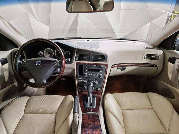 Volvo S60 I Рестайлинг с пробегом 2009 года, цена 881 000 рублей, 152982 км, седан, Автокод Объявления