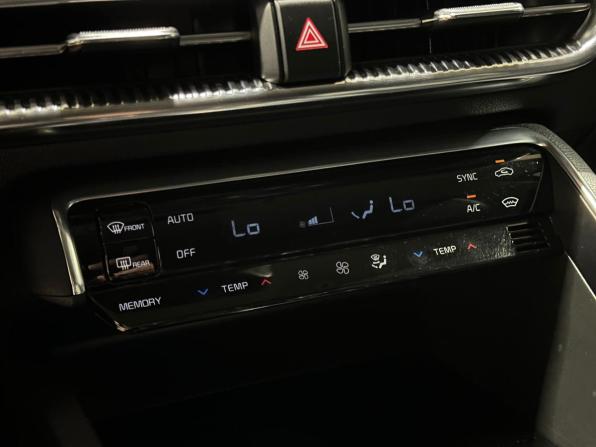 Kia K5 III с пробегом 2022 года, цена 2 575 000 рублей, 88704 км, седан, Автокод Объявления