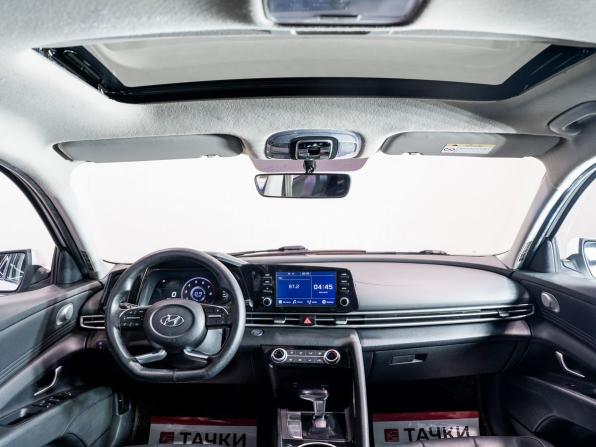Hyundai Elantra VII (CN7) с пробегом 2021 года, цена 2 000 000 рублей, 68000 км, седан, Автокод Объявления